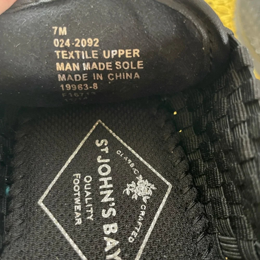 NWOT St. John's Bay Black Woven Wedge Shoes, Size 7 - Picture 7 of 7